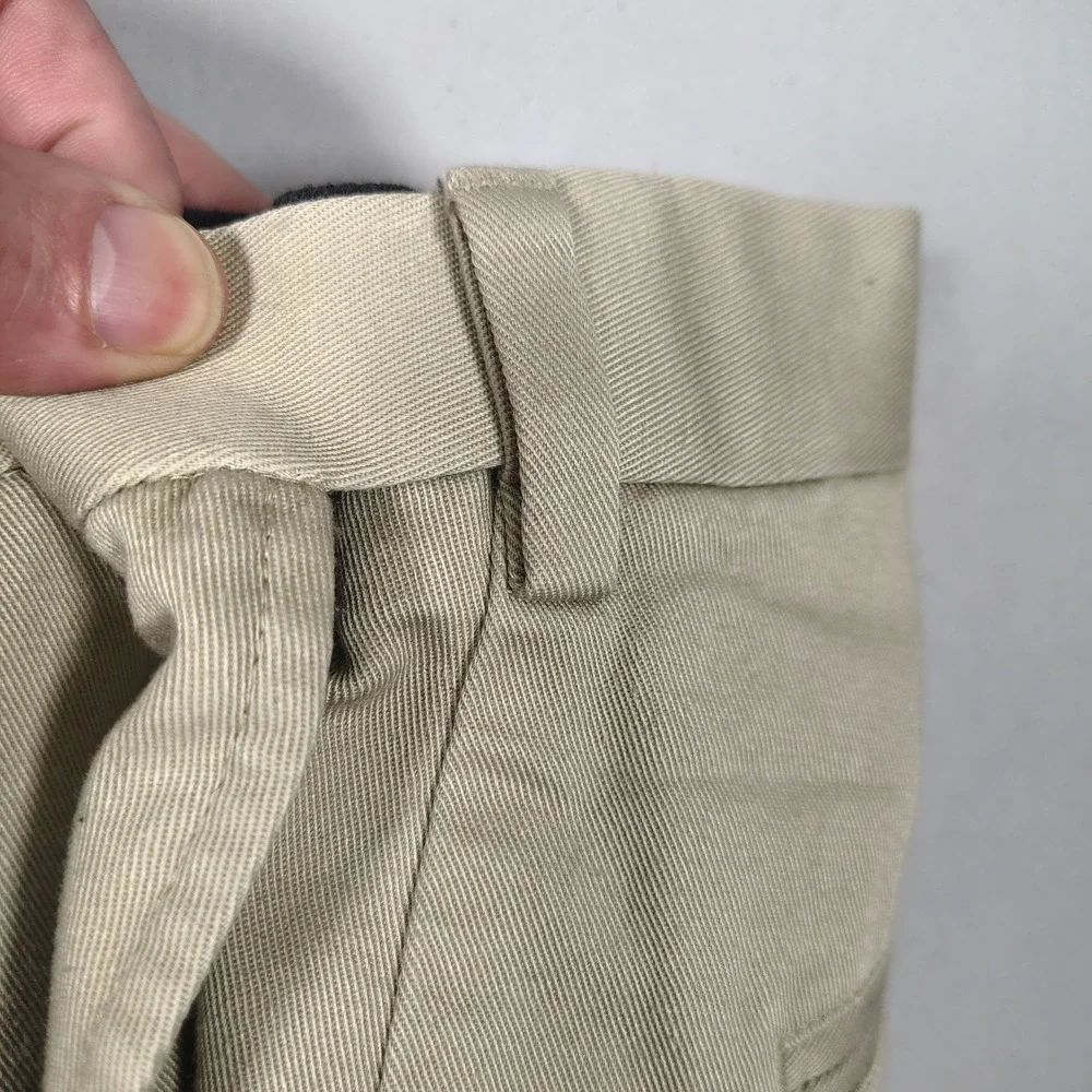 Roundtree & Yorke Chino Pants Mens 32x29 Khaki Straight Leg Twill 100% Cotton